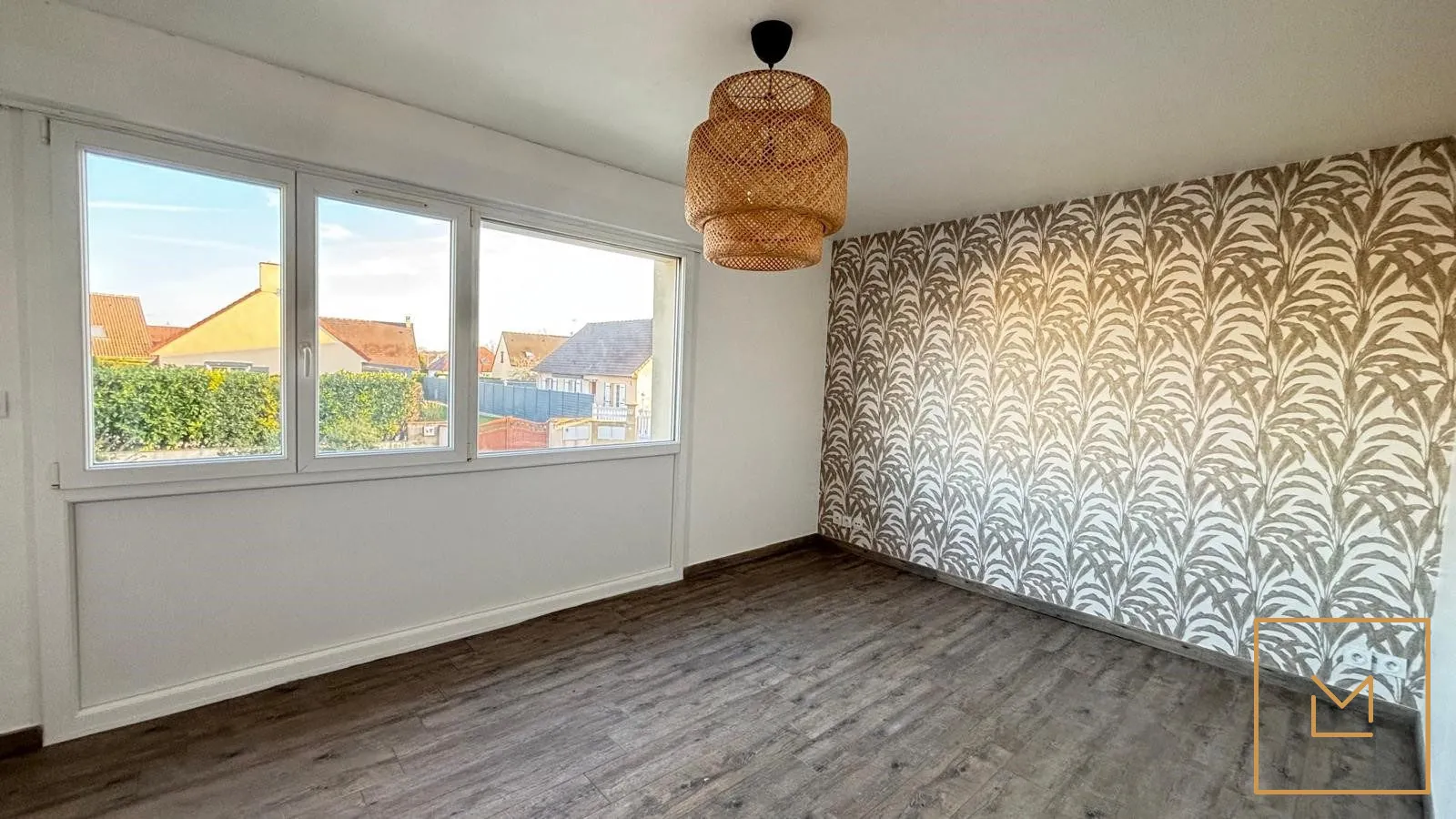 Appartement 2 pièces rénové à Cormelles-le-Royal avec cave et ascenseur 