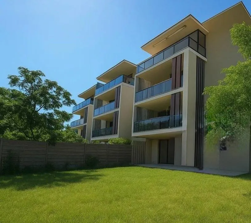 Appartement 3 pièces en rez-de-jardin à Frejus avec jardin privé et terrasse