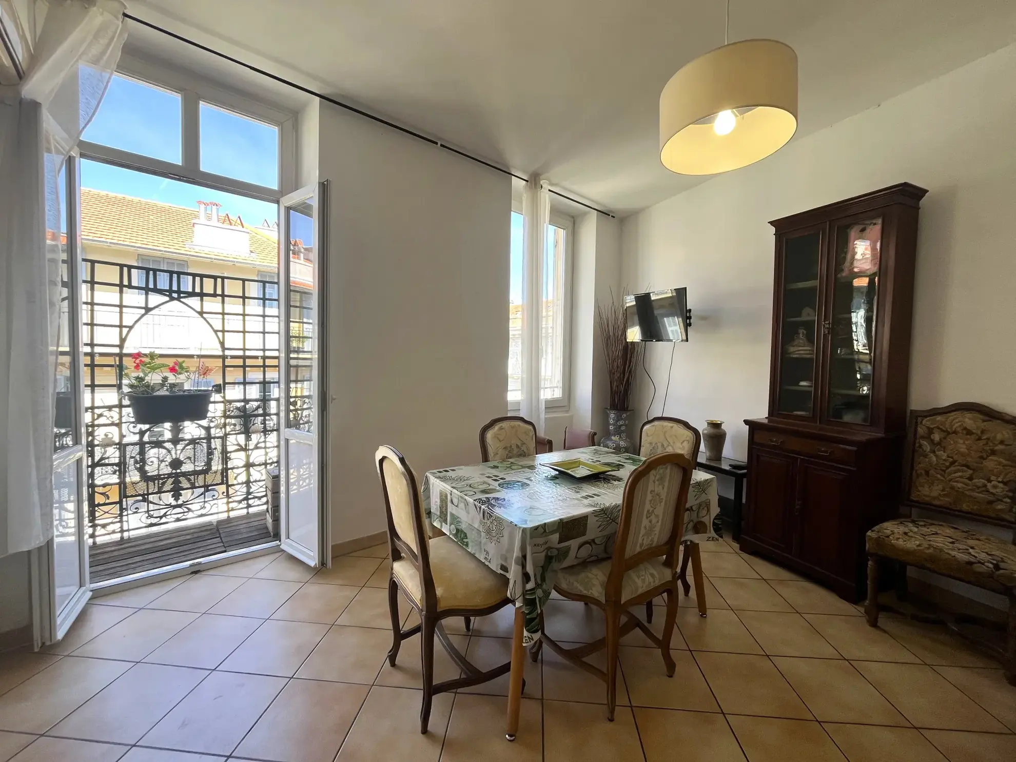 Appartement T3 en dernier étage au cœur du centre-ville de Nice