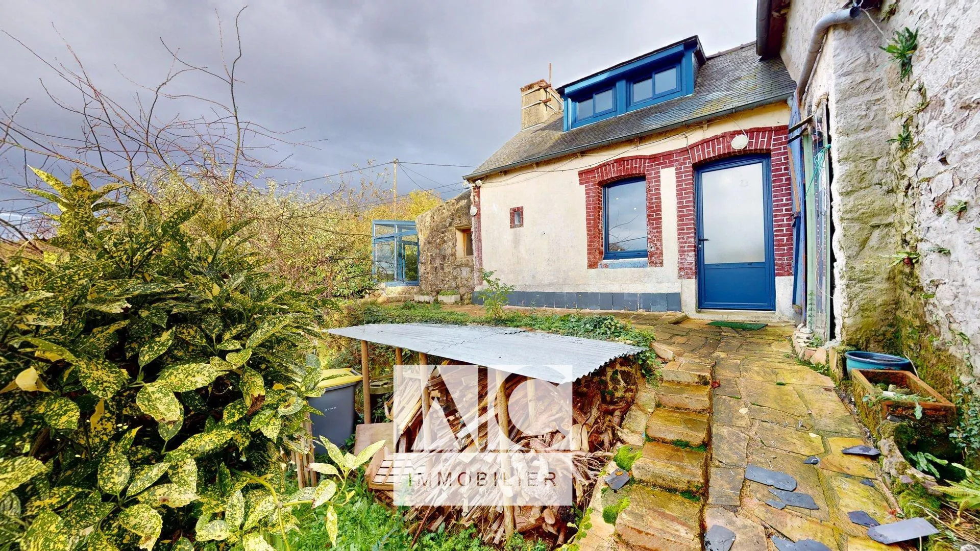 Maison 4 pièces à rénover de 50 m² à Quemper-Guezennec (22260) proche Pontrieux