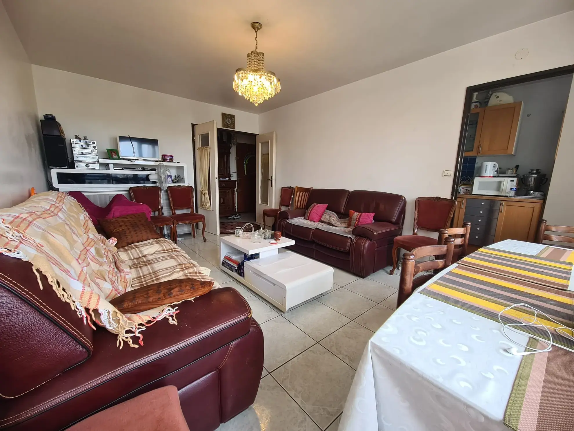 Appartement 3 pièces avec balcon, parking et proximité RER à Boissy Saint Léger