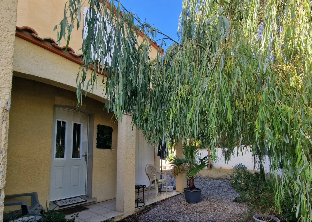 Belle maison T4 à Narbonne avec jardin et garage, quartier prisé