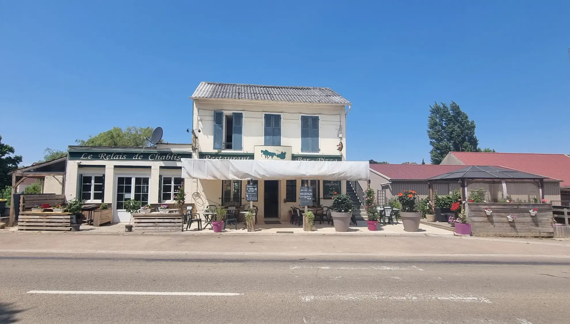 Fonds de commerce pour bar et restaurant à Beine, proche Chablis - Potentiel élevé