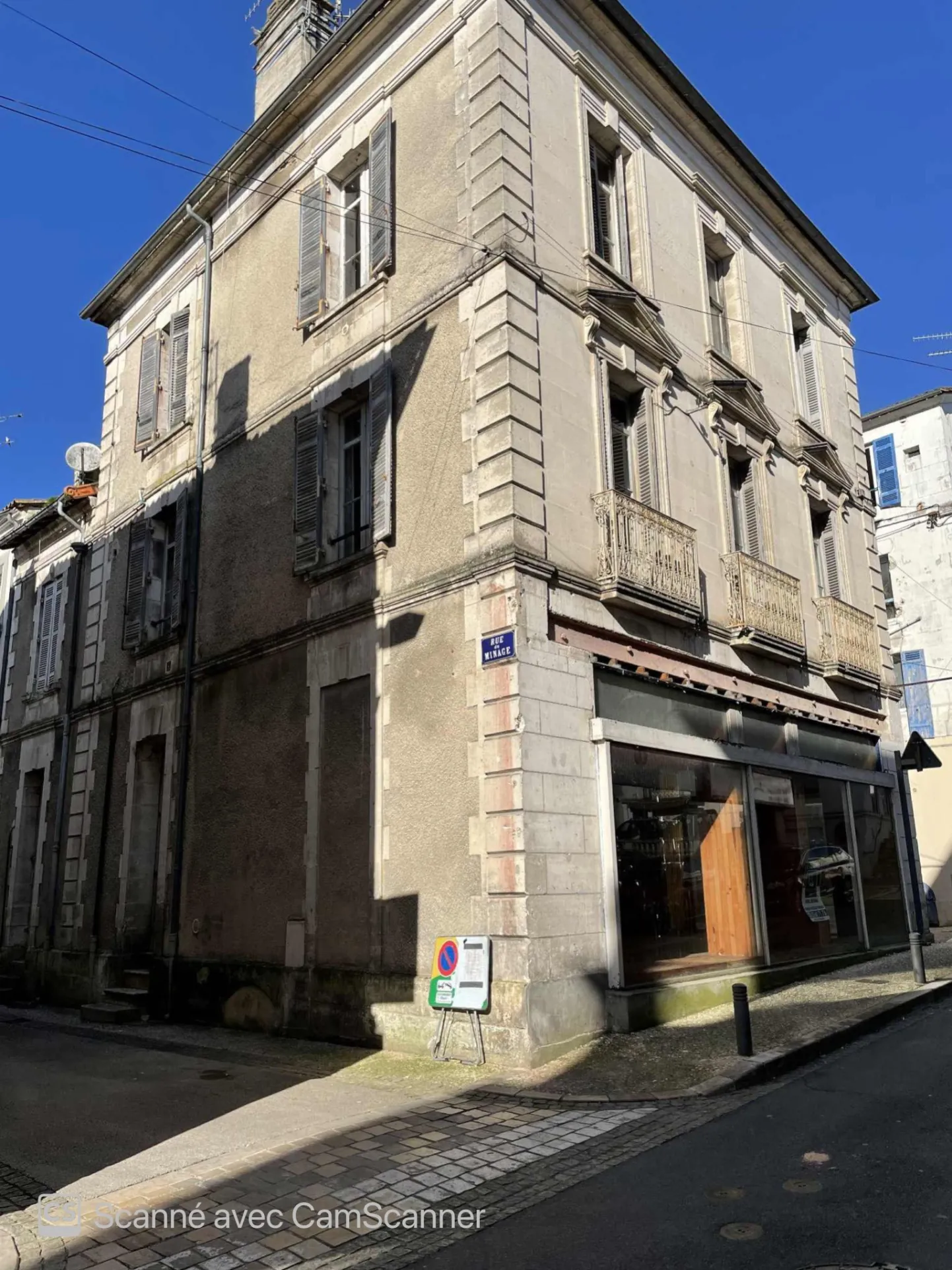 Immeuble de rapport à Ribérac avec 5 lots, potentiellement rénovable