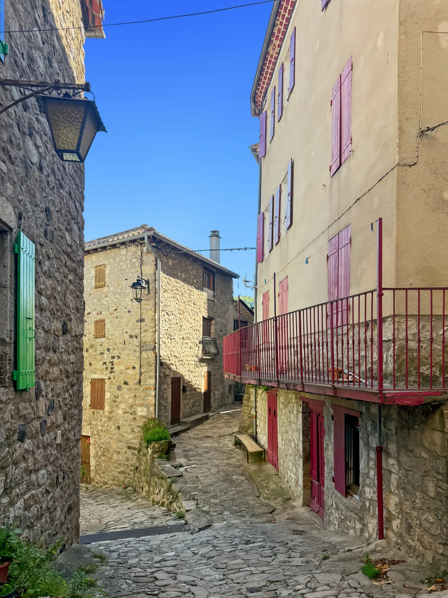 Maison de village en pierre avec vue montagne à Antraigues-sur-Volane