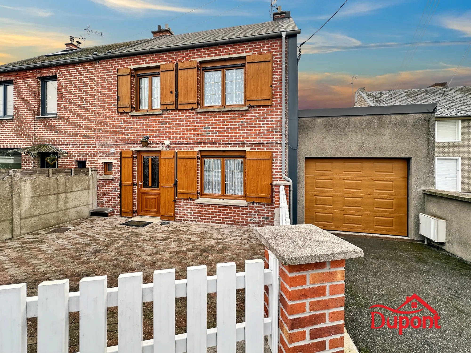 Maison semi-individuelle à Assevent avec jardin et garage - Opportunité à saisir