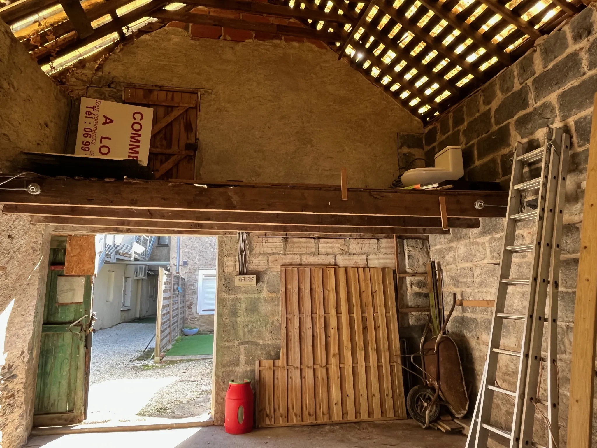Maison à rénover de 68 m² avec jardin à La Chapelle-sur-Erdre 