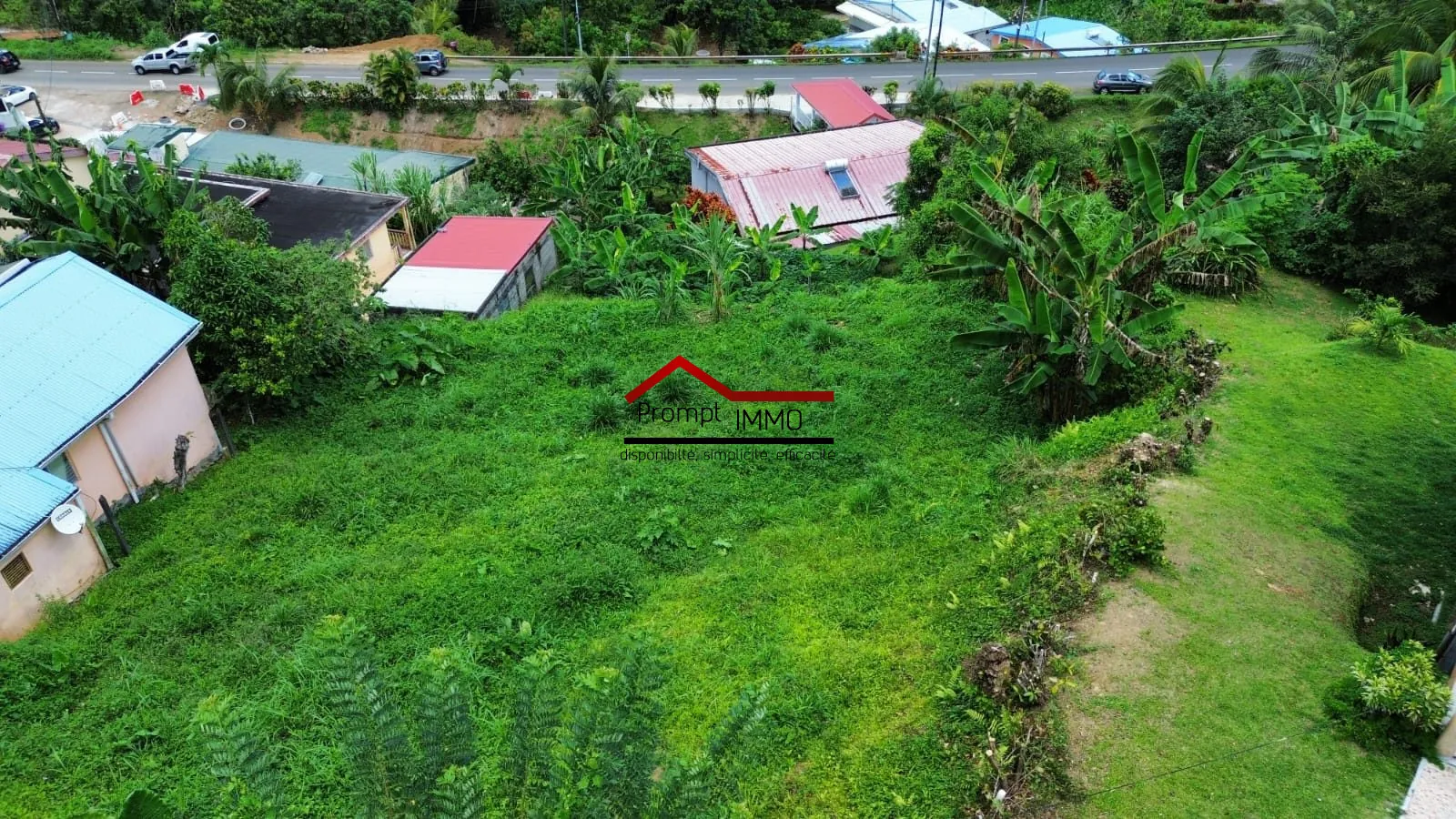 Terrain constructible en campagne à Sainte-Marie - 703 m² 