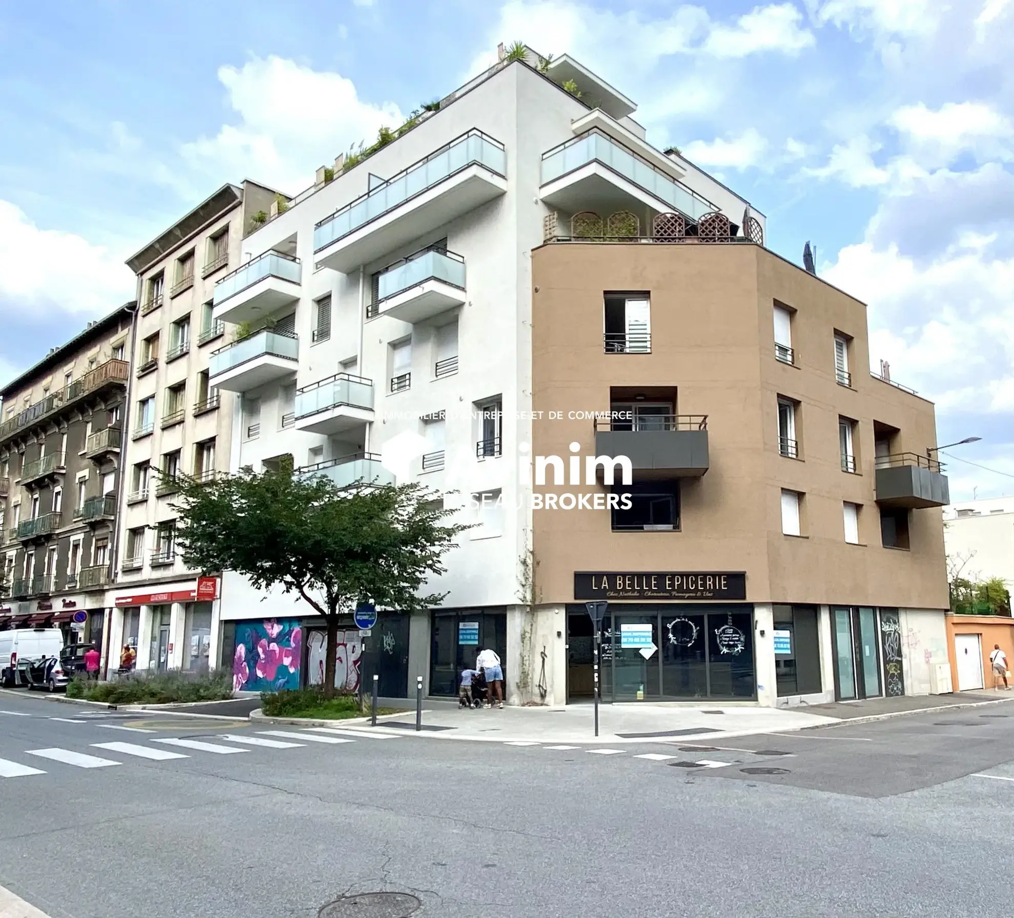 À vendre local commercial de 52 m² à Grenoble, quartier Bouchayer Vialet