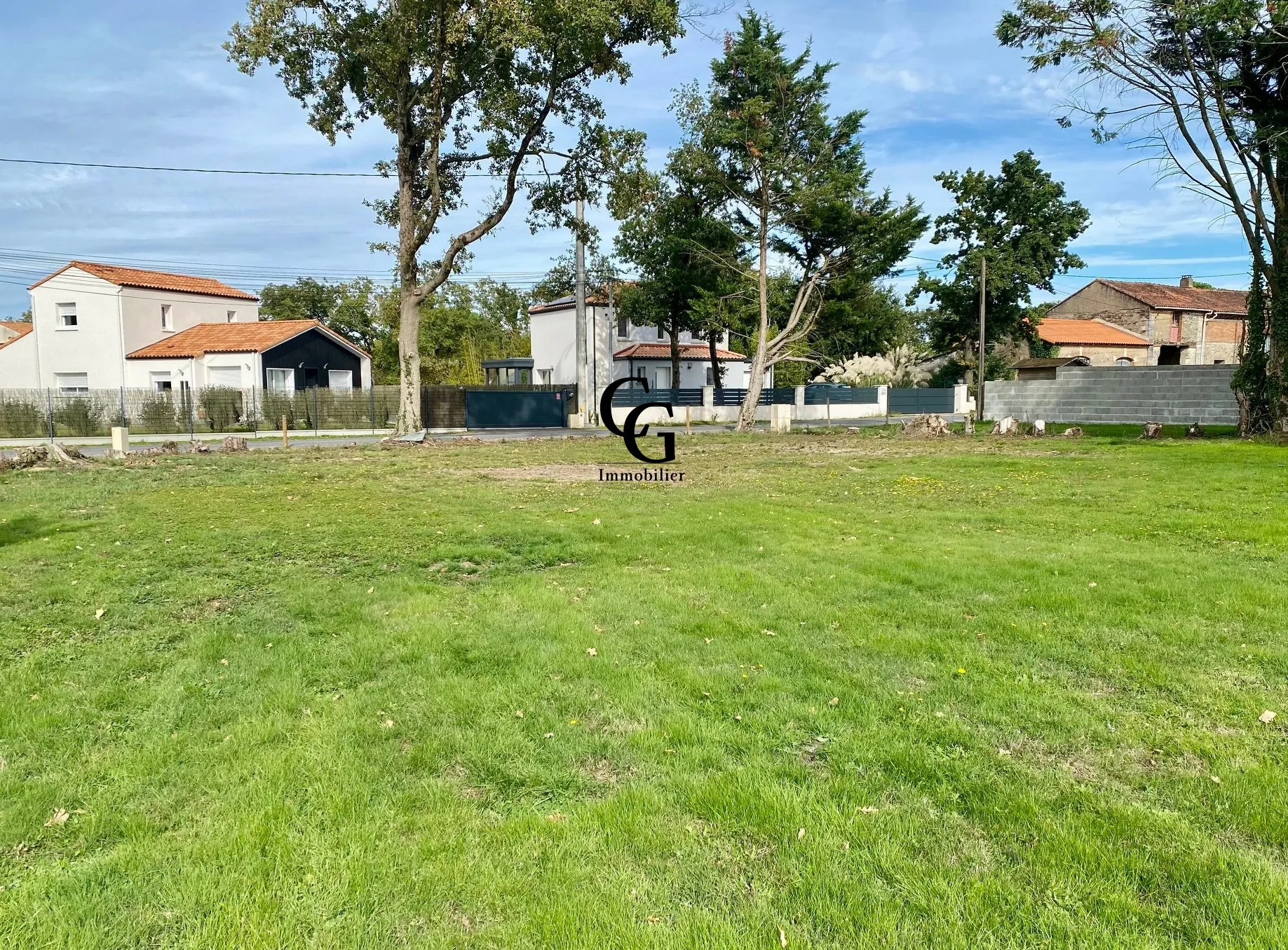 Terrain constructible de 946 m² à La Chevrolière en zone NH