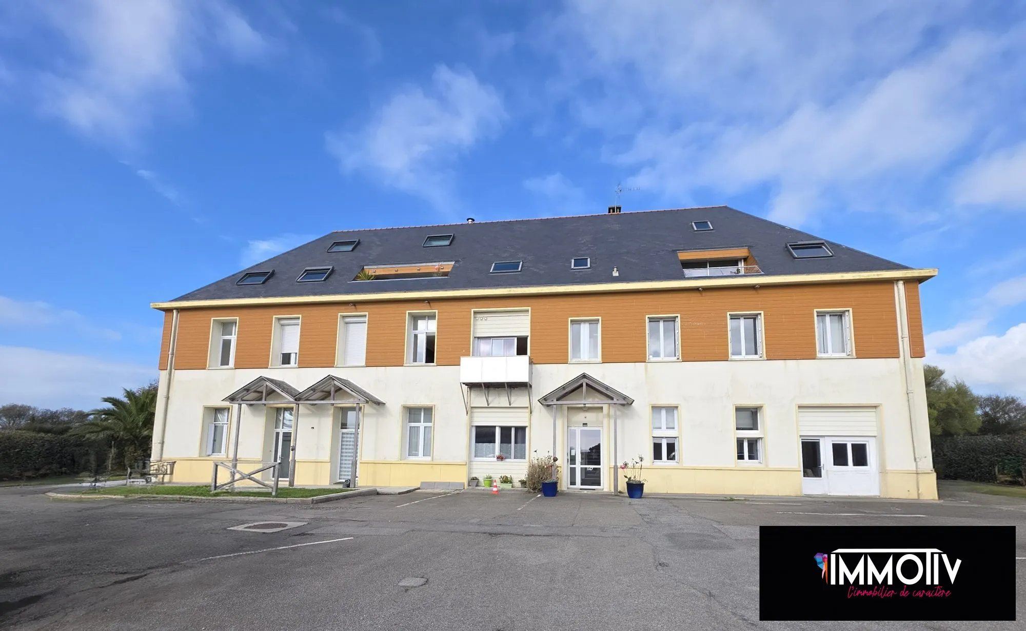 Charmant appartement T3 avec jardin et parking à Plougonvelin