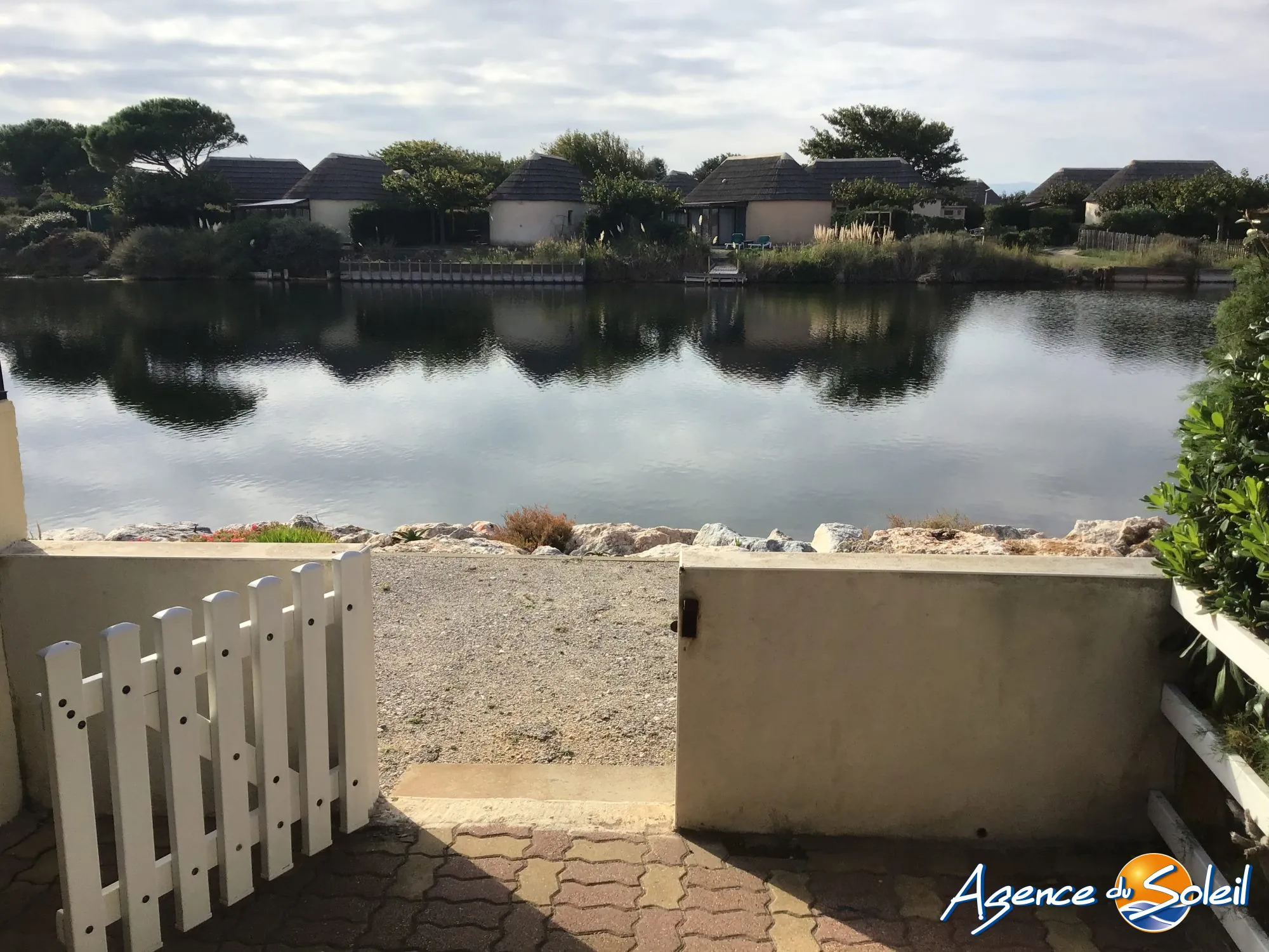 Maison T2 avec mezzanine, vue étang, résidence avec piscine au Barcarès