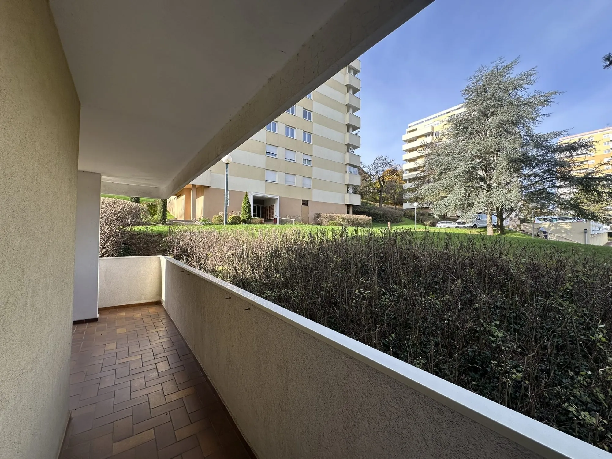 Appartement 3 pièces à vendre à Dijon avec terrasse, cave et stationnement