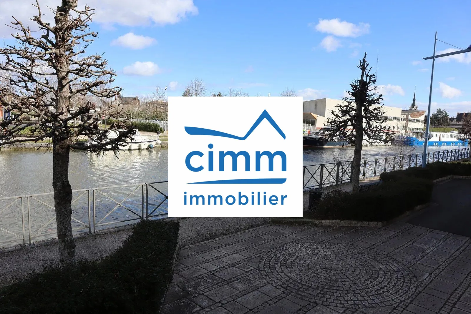 Appartement 2 chambres à Montargis, loué avec vue canal, investissement idéal