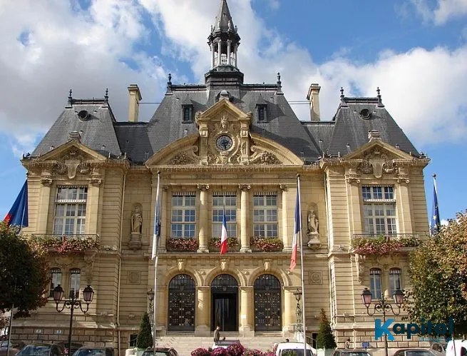 Restaurant à vendre à Suresnes (92) - Emplacement de premier ordre avec clientèle fidèle