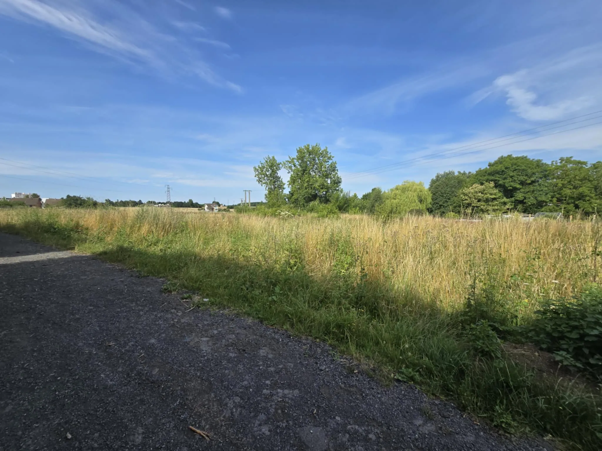 Terrain constructible de 4 804 m² à Auchel, idéal pour projet résidentiel ou investissement 