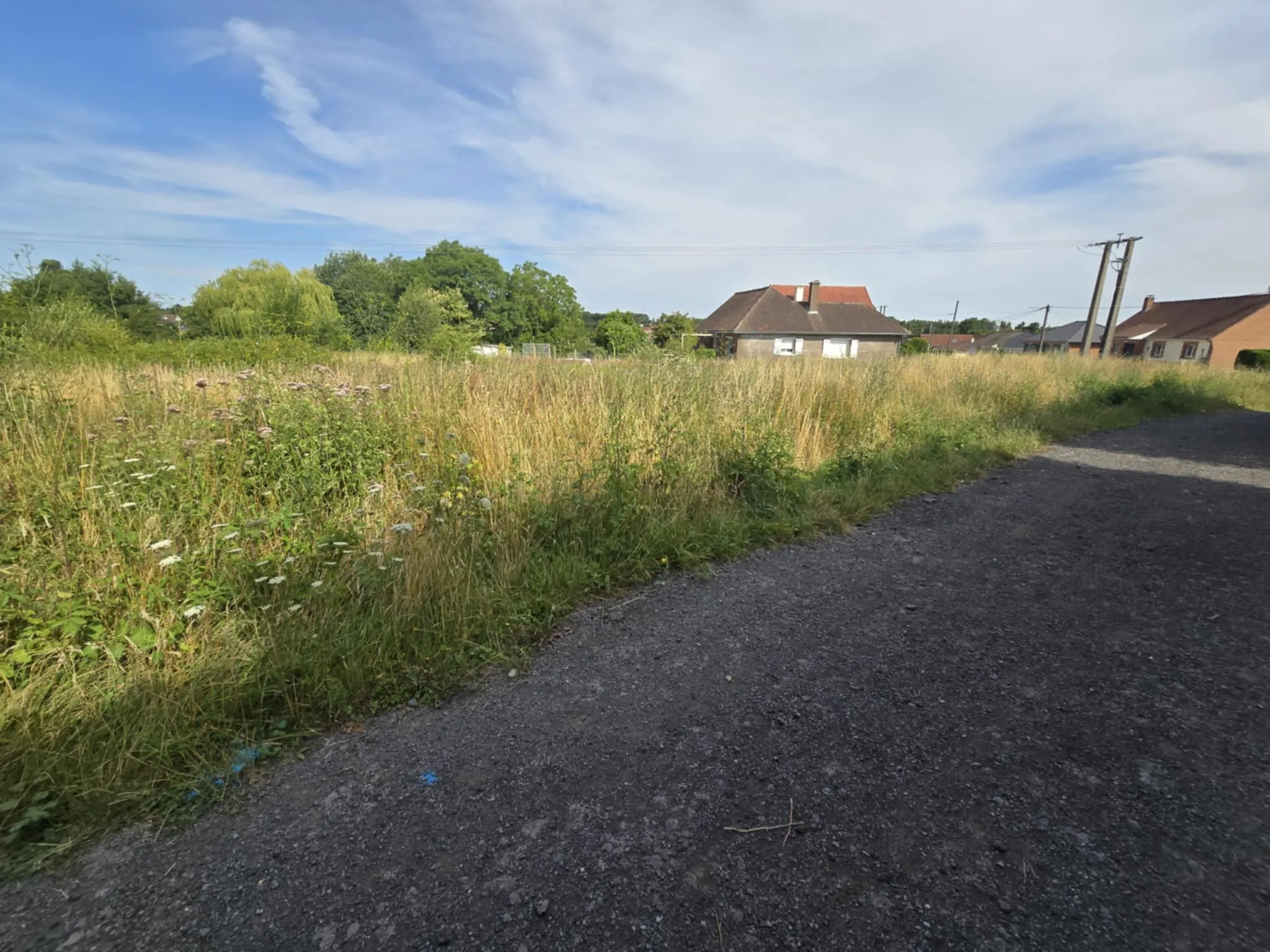 Terrain constructible de 4 804 m² à Auchel, idéal pour projet résidentiel ou investissement 