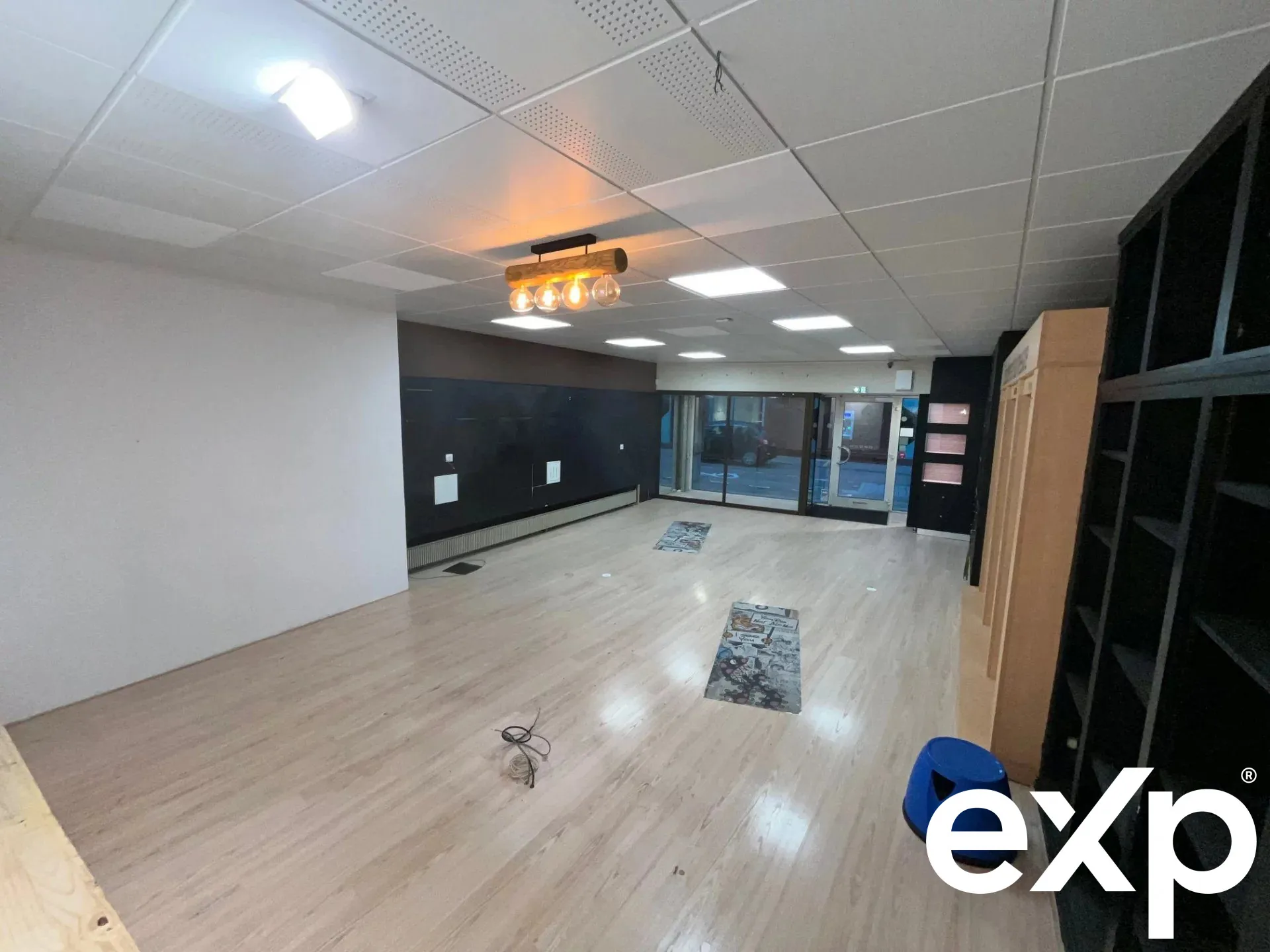 Immeuble de rapport à vendre à Guebwiller, centre-ville avec local commercial et jardin