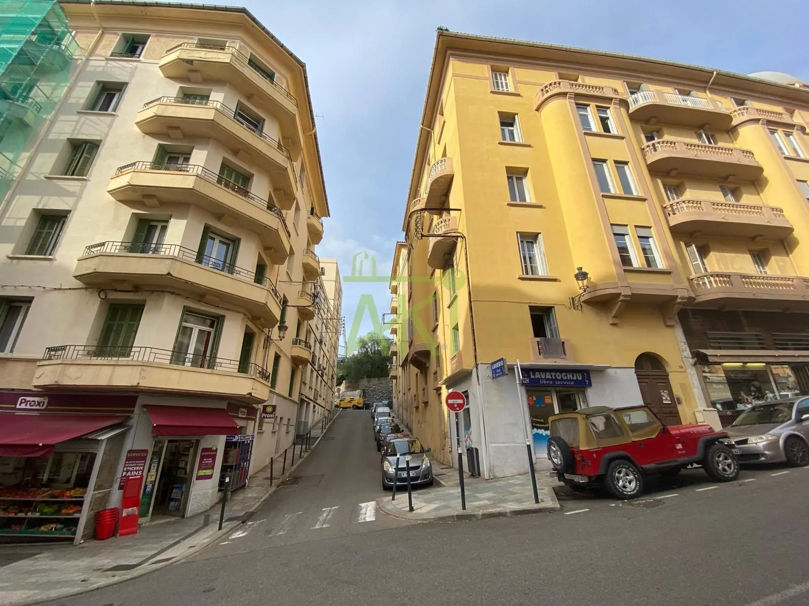 Appartement à vendre à Bastia proche de la place Saint Nicolas