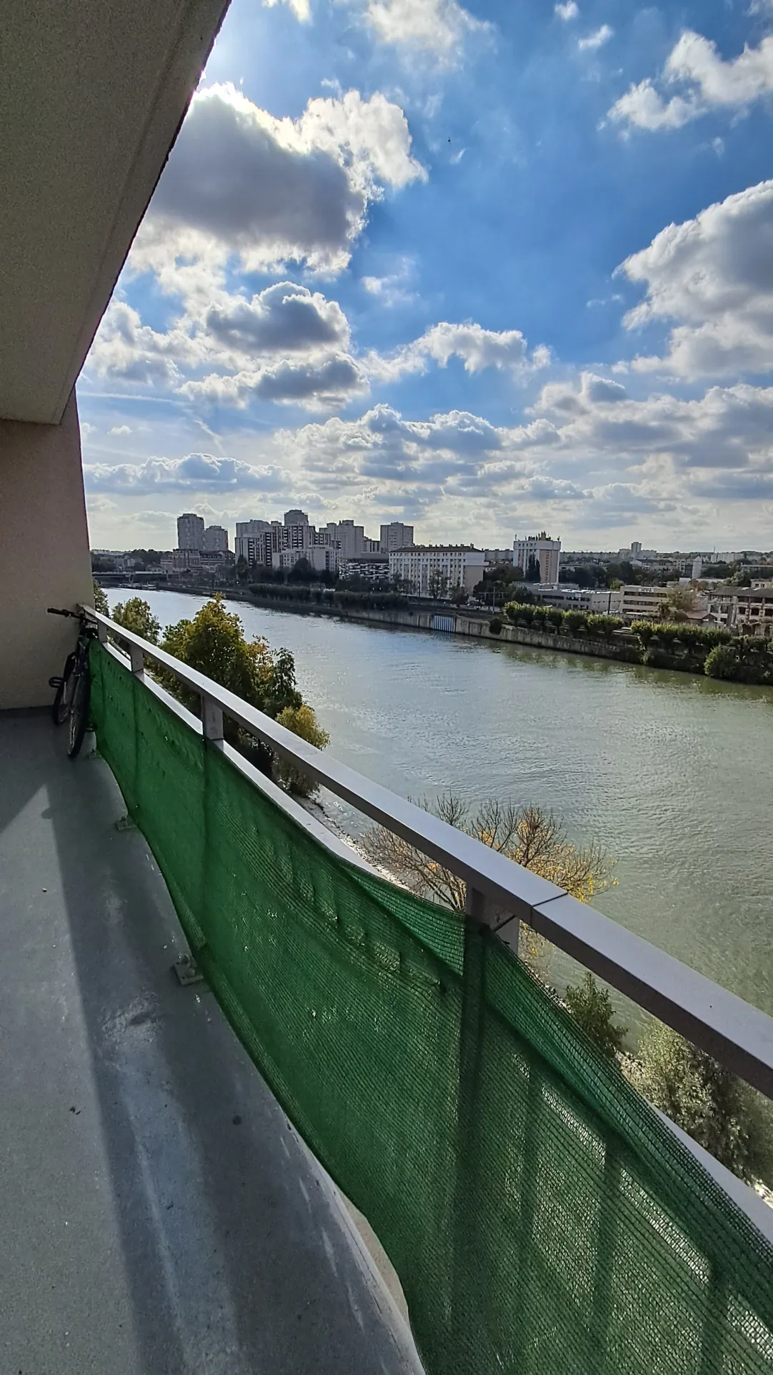 Appartement 4 pièces loué avec vue sur Seine à Choisy-le-Roi, investissement clé en main