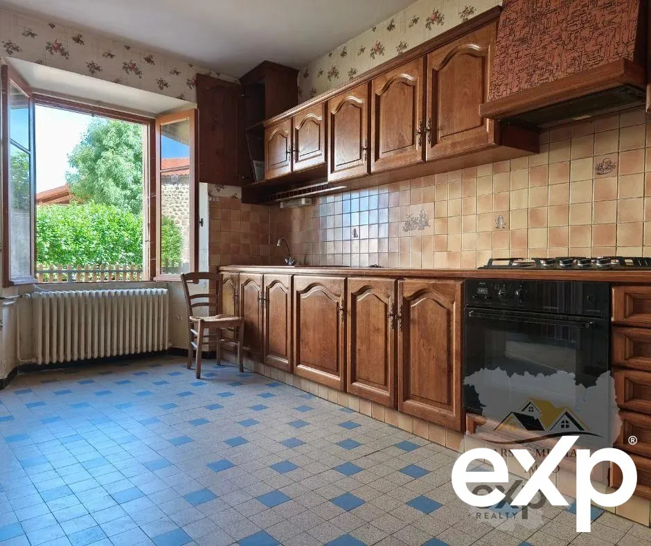 Maison en pierre à rénover à Le Brignon – 125 m² avec potentiel, 67 000 € 