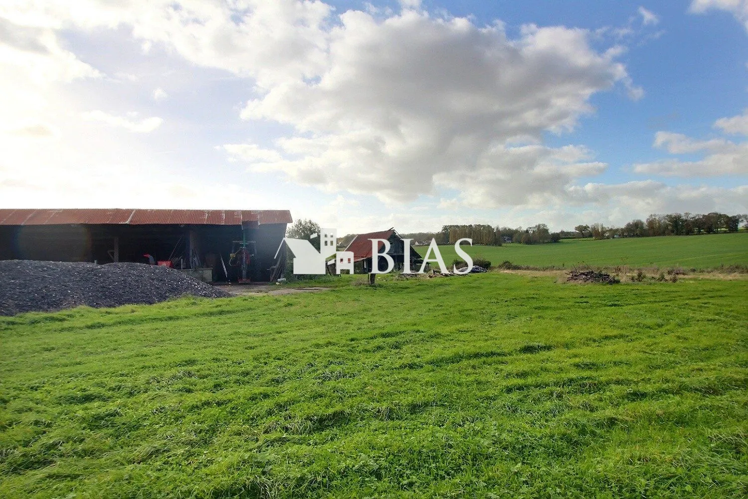 Terrain à vendre à Mesnil-Panneville de 6404 m², environnement paisible