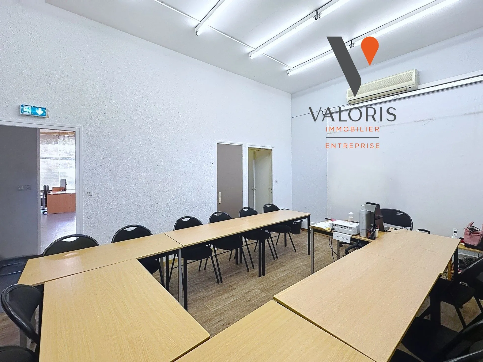 Local commercial à vendre à Grenoble - Emplacement idéal sur la Place Paul Vallier 