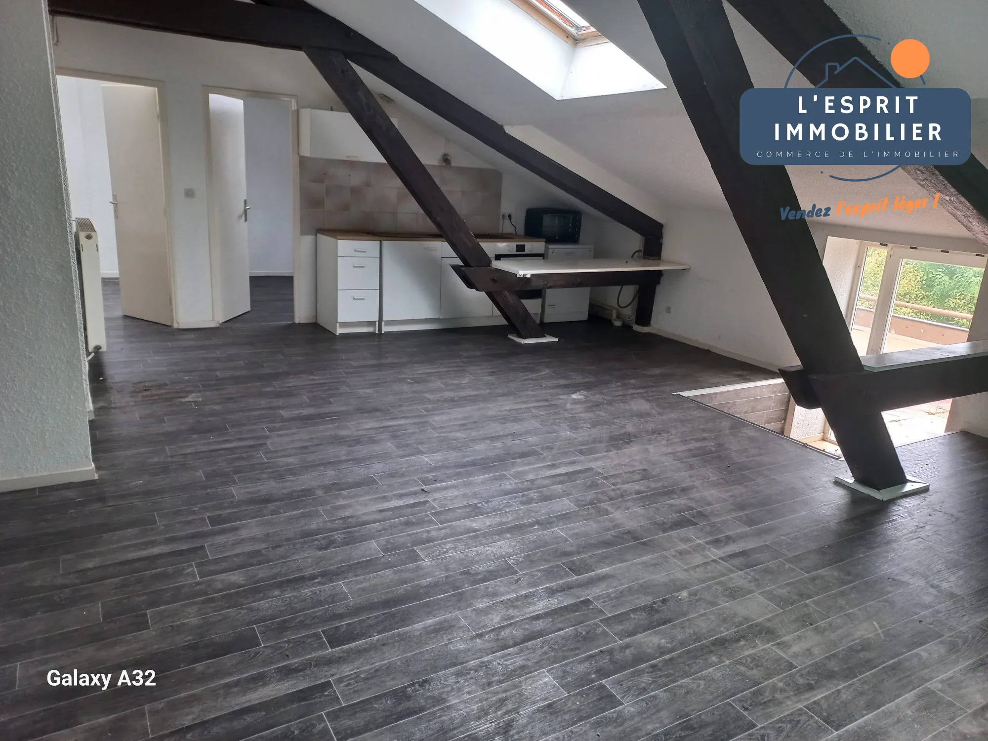 Appartement T4 de 74 m² avec terrasse à Coin-lès-Cuvry