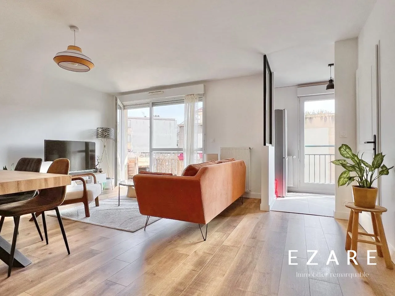 Appartement T2 rénové avec balcon et parking à Dijon, proximité hyper centre 