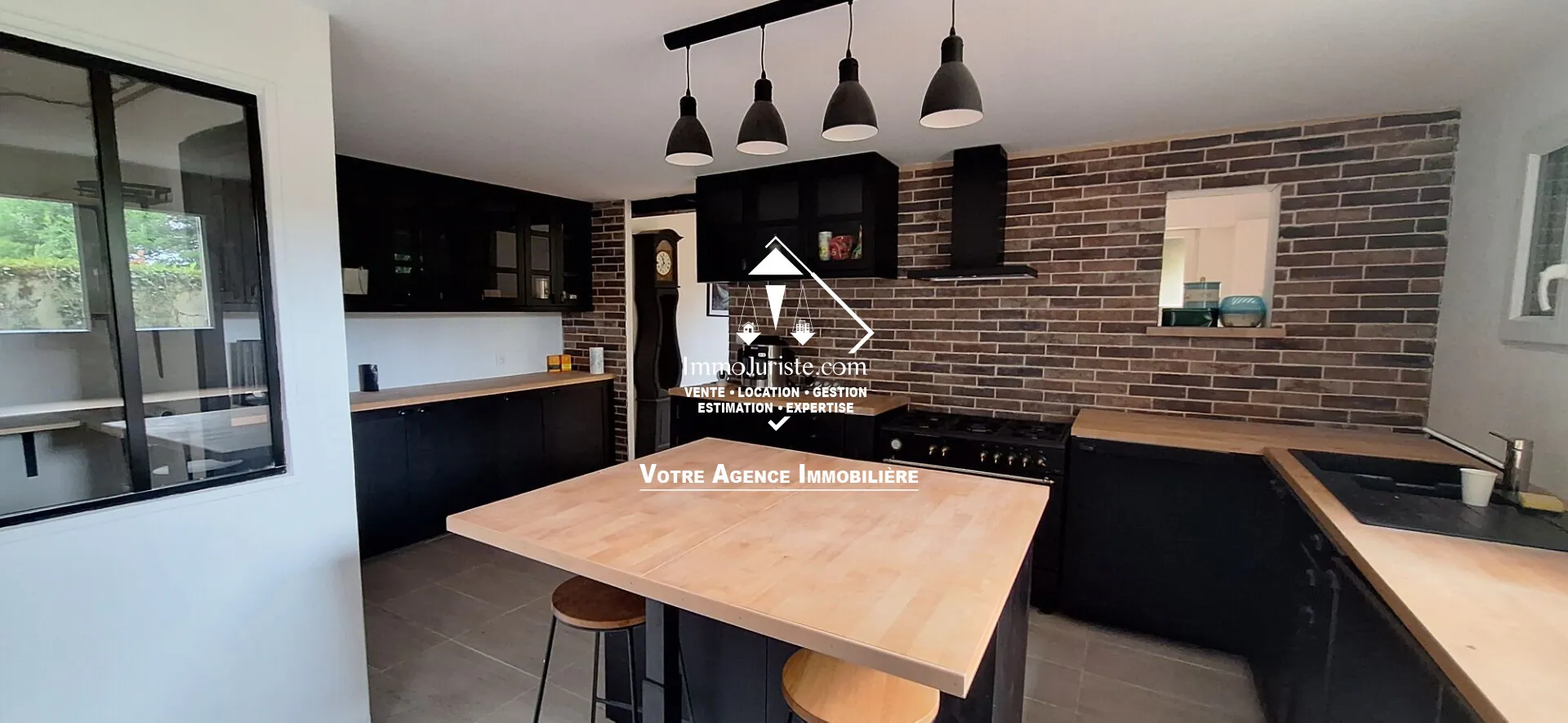 Charmante maison de caractère à Magnac-Bourg, 167 m² avec potentiel de rénovation