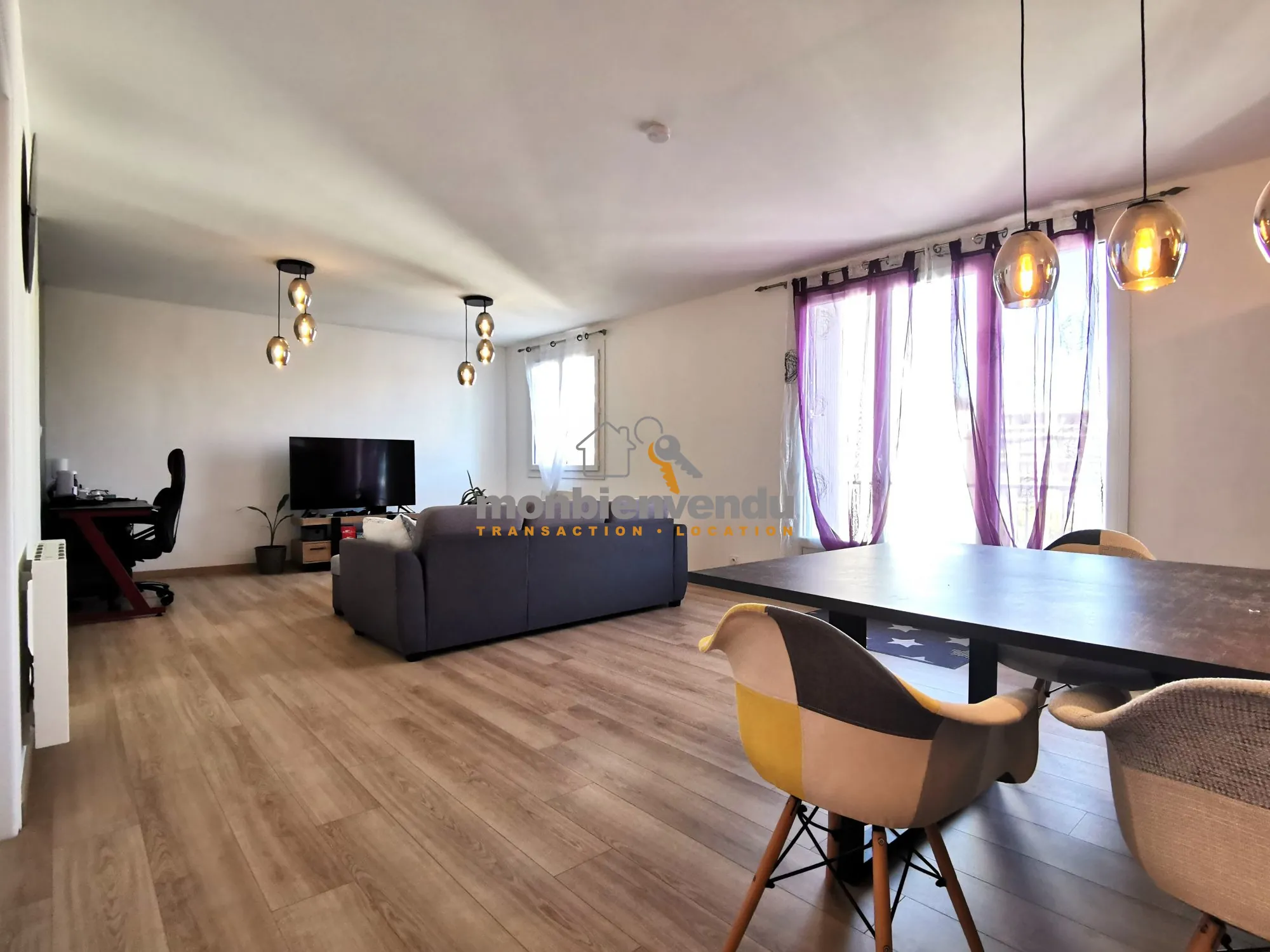 Appartement T3 rénové de 74m² avec garage à Aurillac dans le secteur Marmiers-Canteloube