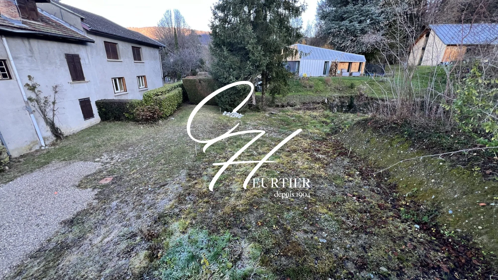 Terrain à bâtir de 421 m² au cœur du village de Saint Martin d'Uriage