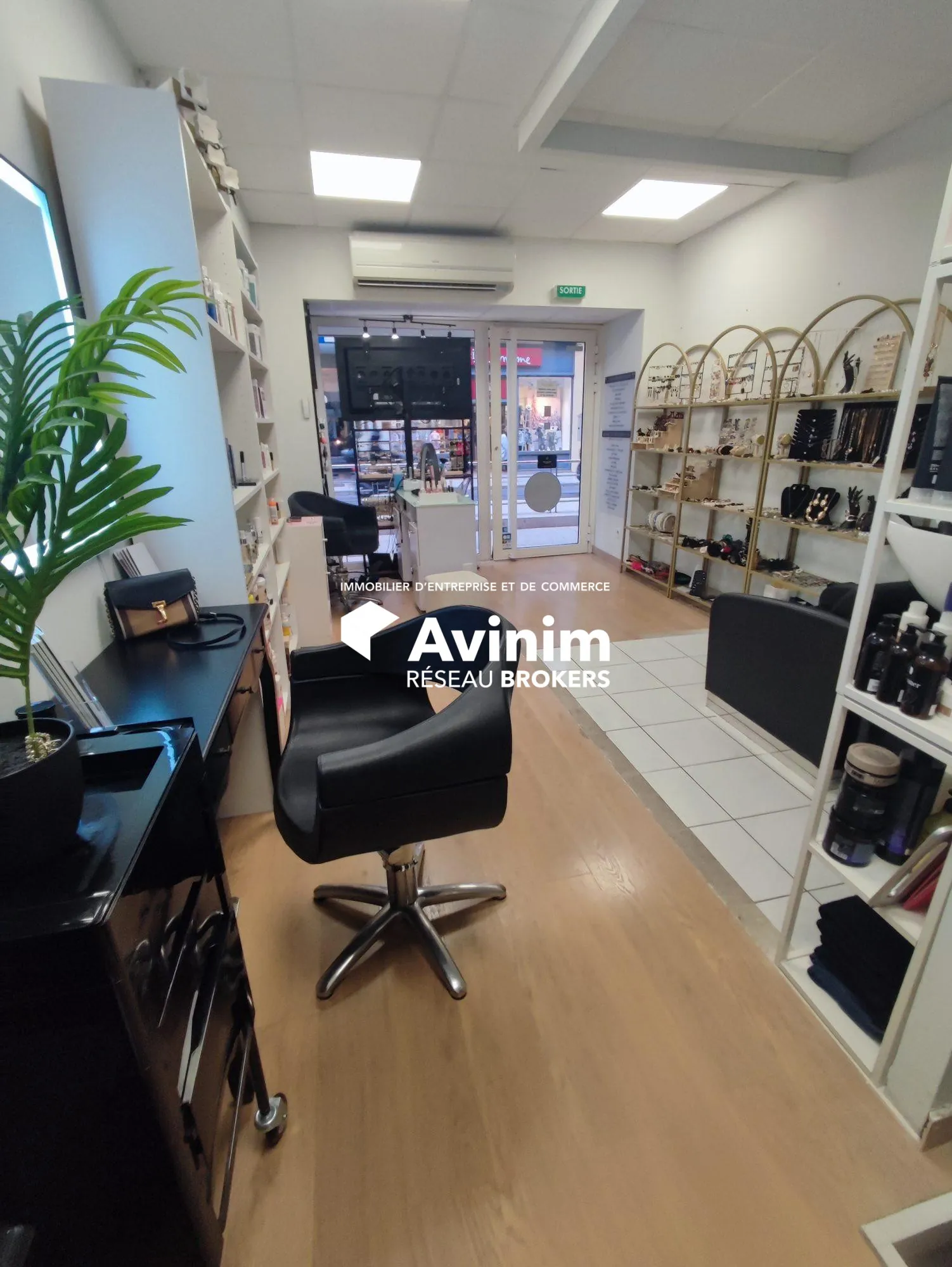 Cession Fonds de Commerce Salon de Beauté à Nice – Emplacement Premium