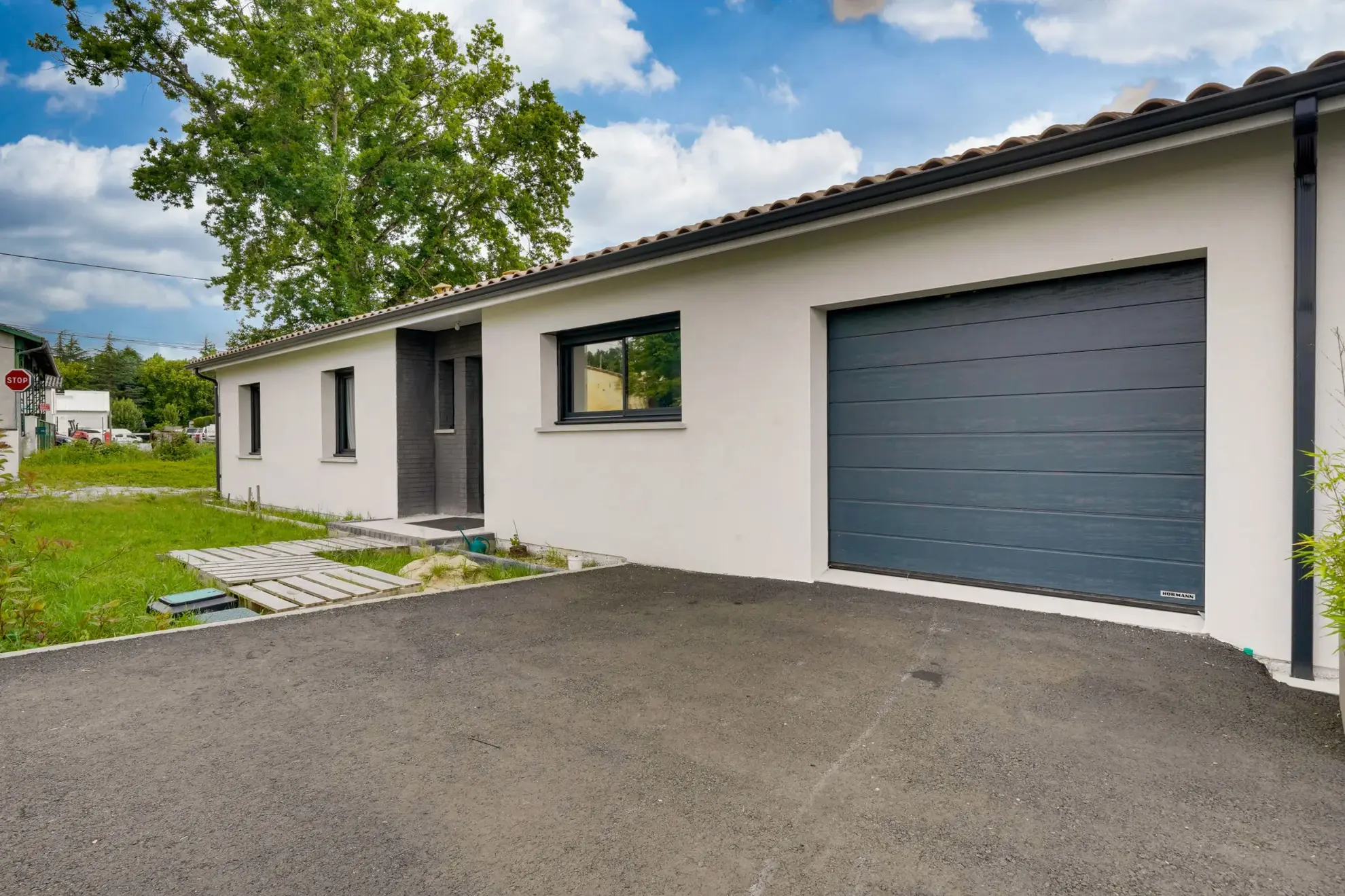 Maison neuve de 120 m² avec garage et terrasse à Saint-André-de-Cubzac