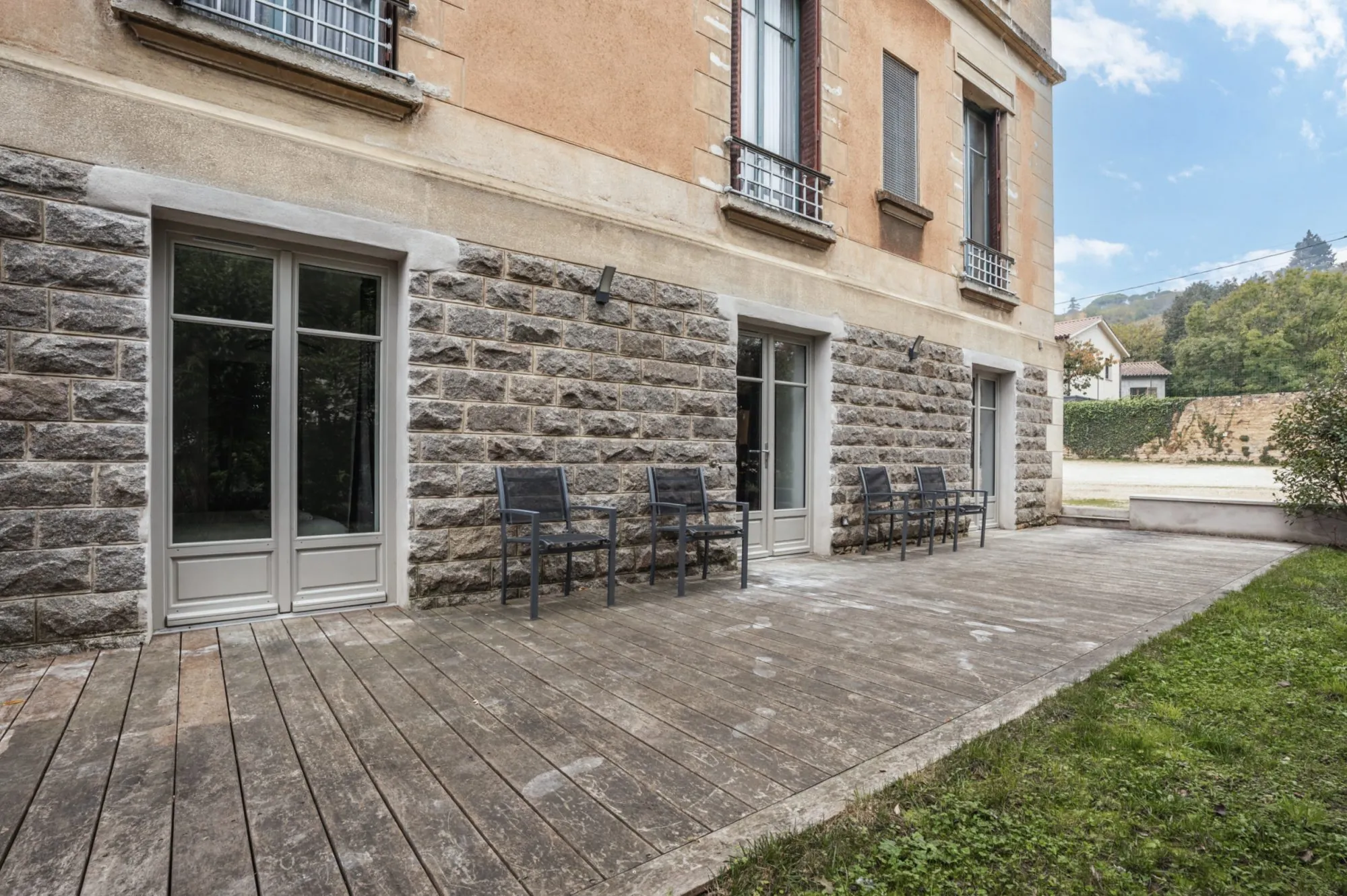 Appartement 2 pièces avec terrasse à Limas - Résidence calme