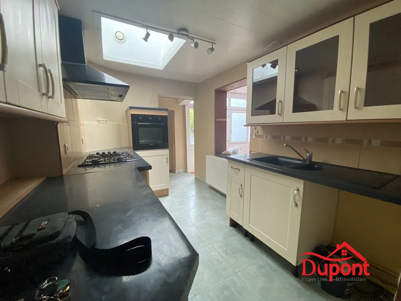 Belle maison ancienne rénovée de 149,85 m² à Cambrai – 4 chambres, terrain de 293 m² 