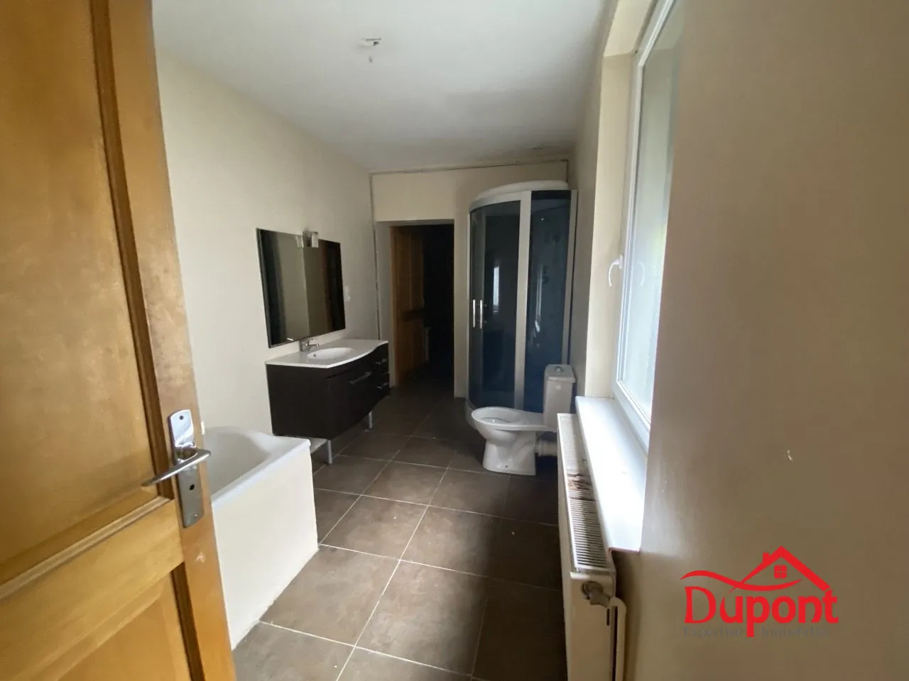 Belle maison ancienne rénovée de 149,85 m² à Cambrai – 4 chambres, terrain de 293 m² 