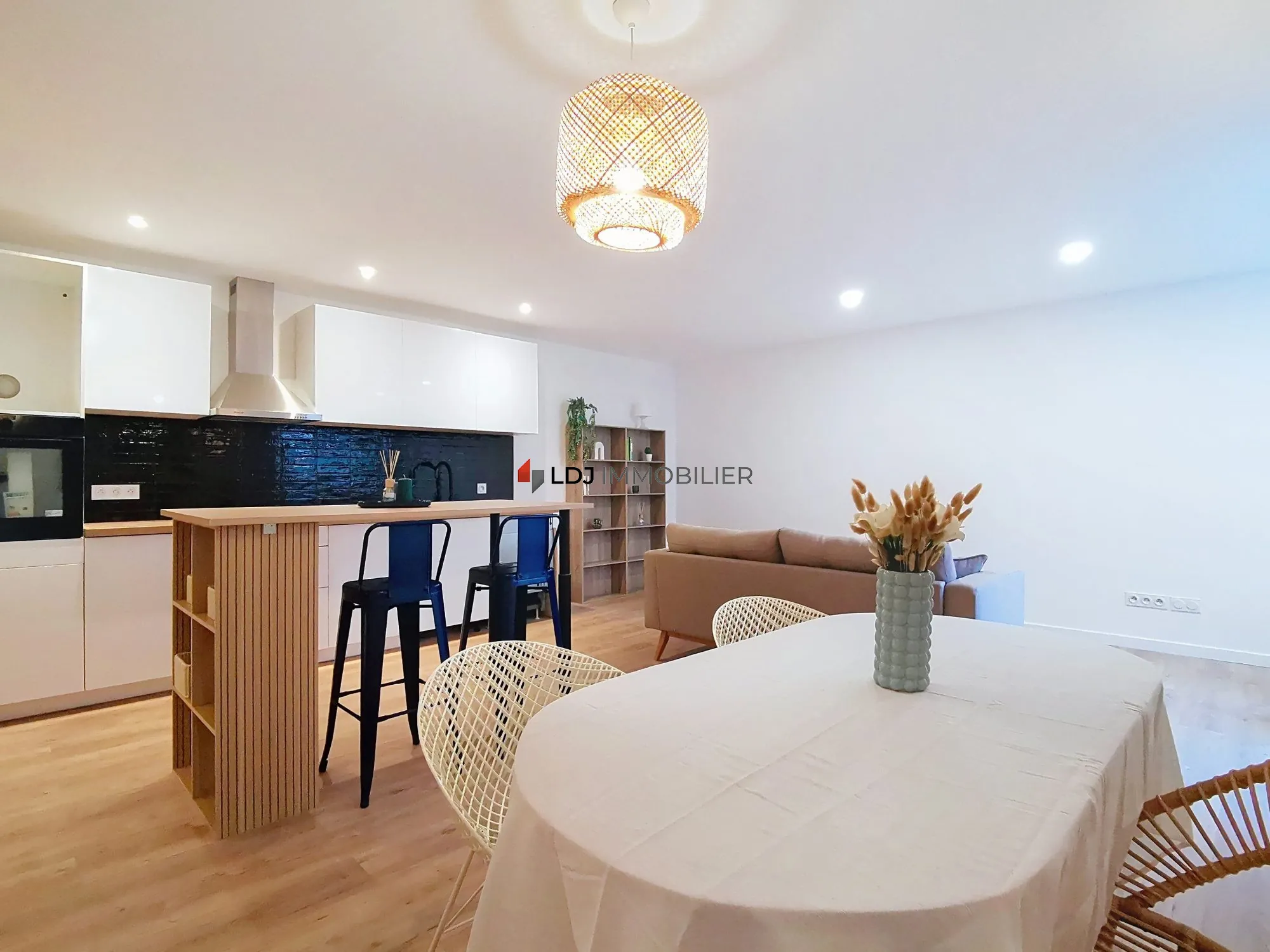 Appartement 3 pièces rénové à Perpignan centre-ville avec standing et ascenseur