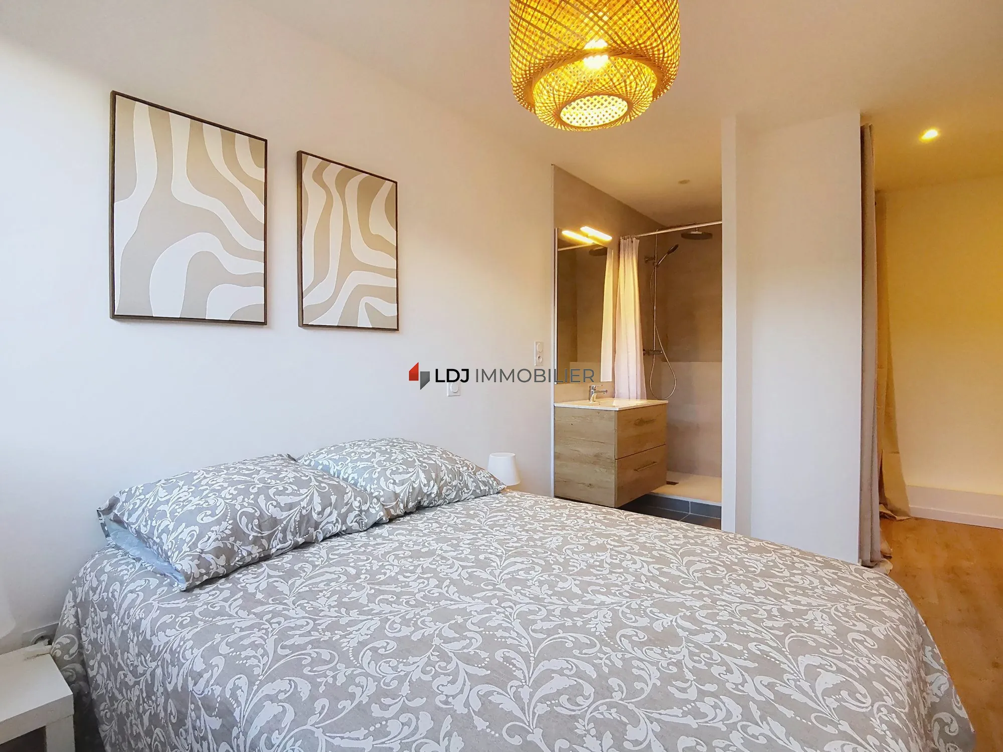 Appartement 3 pièces rénové à Perpignan centre-ville avec standing et ascenseur 