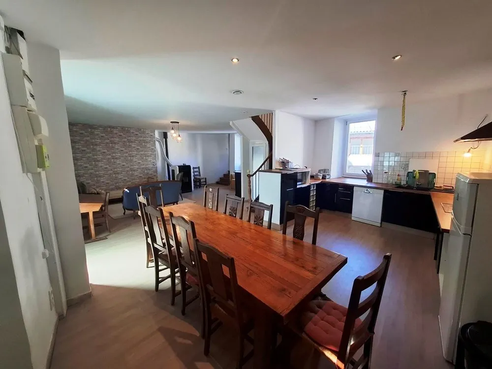 Belle maison avec vue montagne à vendre à Marignac - 240 m², 7 chambres 