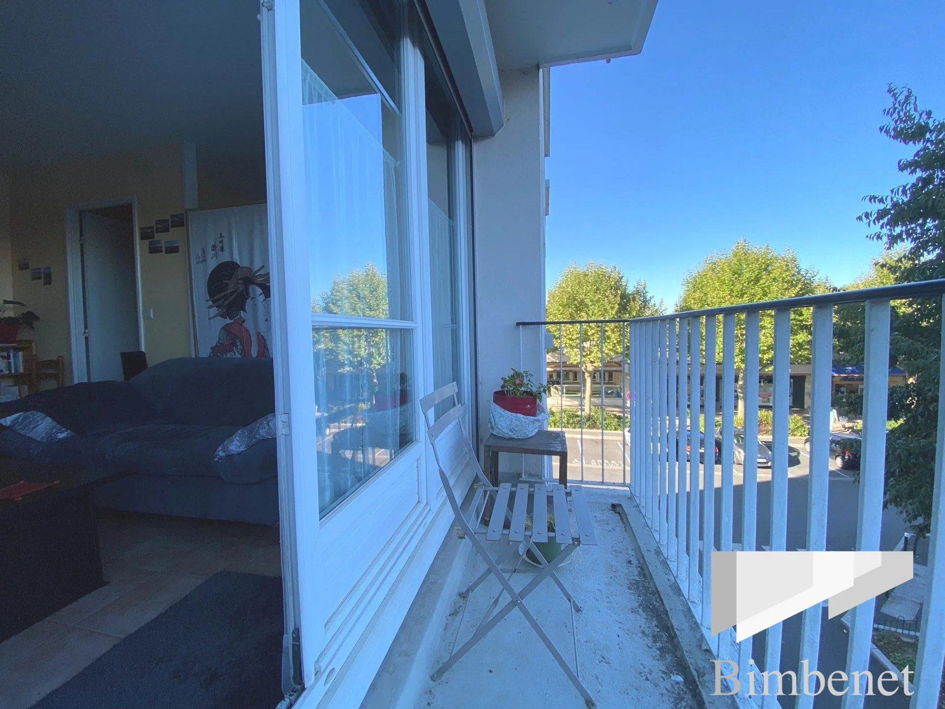 Appartement T3/4 lumineux avec balcon et parking à Orléans