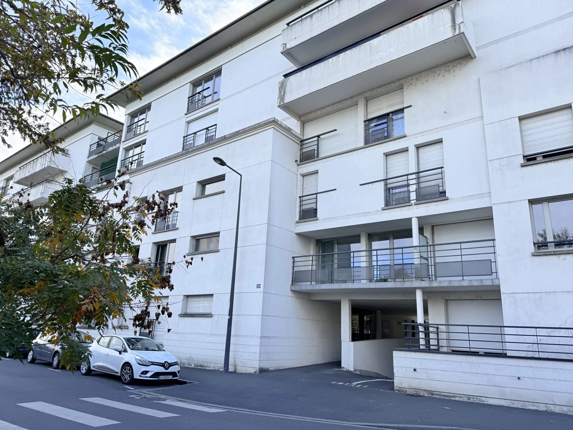 Appartement T2 au Jardin Botanique à Tours avec parking sécurisé