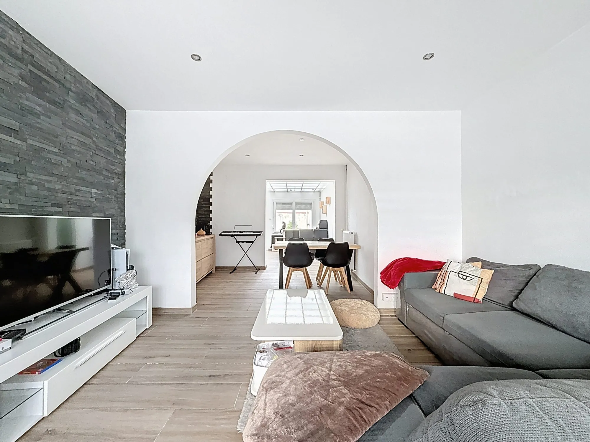 Charmante maison à vendre à Téteghem-Coudekerque-Village, 73 m² avec jardin, secteur calme