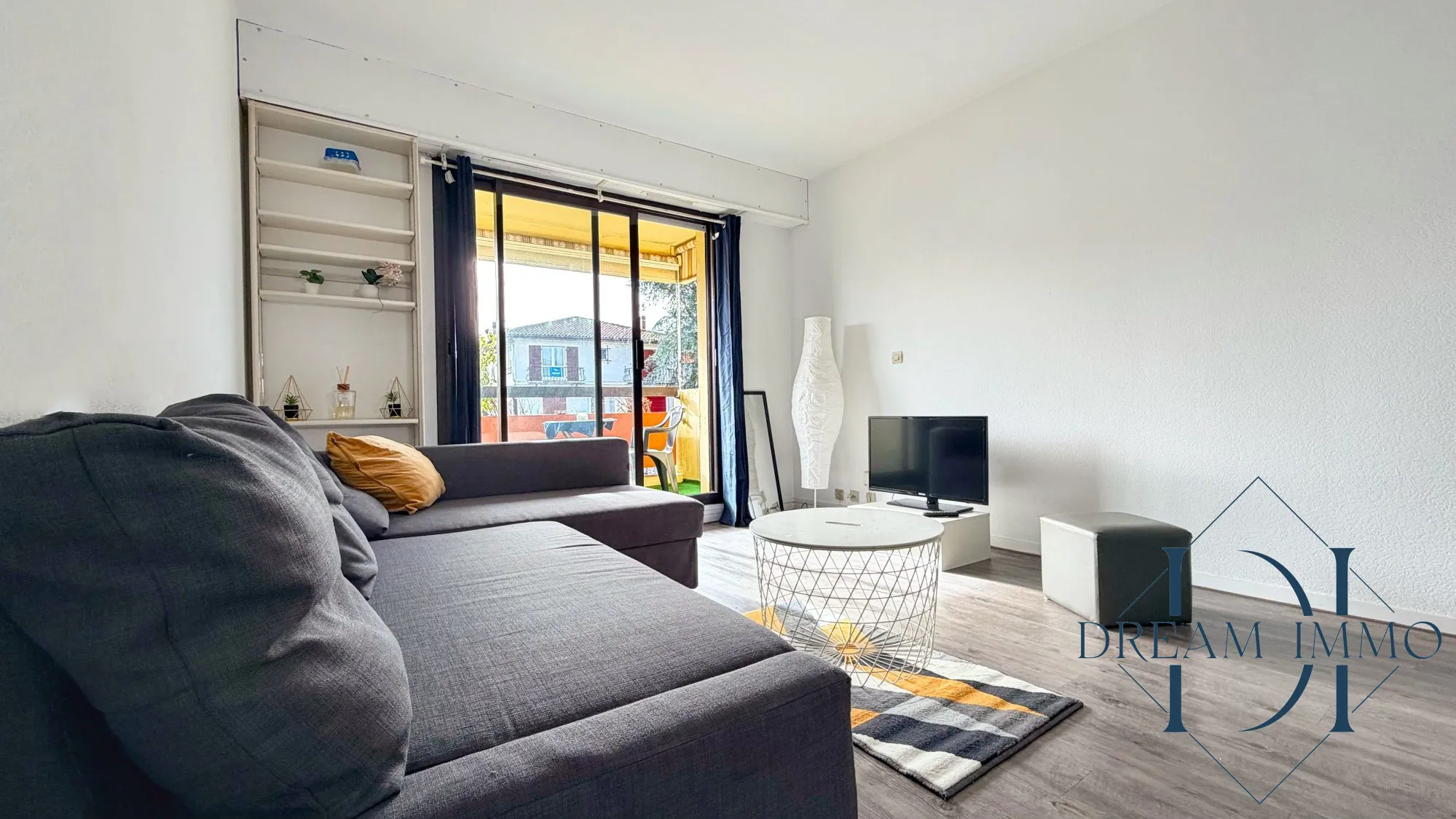 Appartement T2 de 54 m² avec balcon et garage au centre-ville de Dax