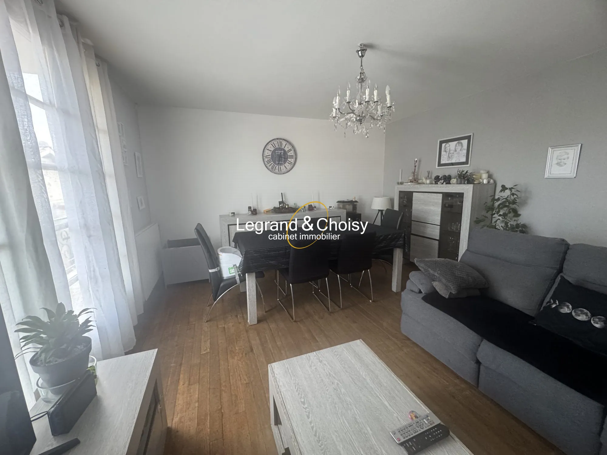 Maison de 125 m² avec 5 chambres et balcon à Villeneuve-sur-Lot 