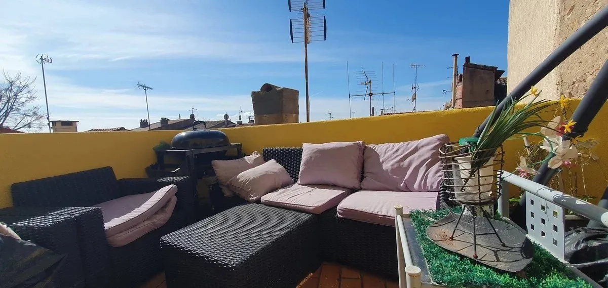 Belle maison de ville avec terrasse et garage à Béziers – Investissement locatif