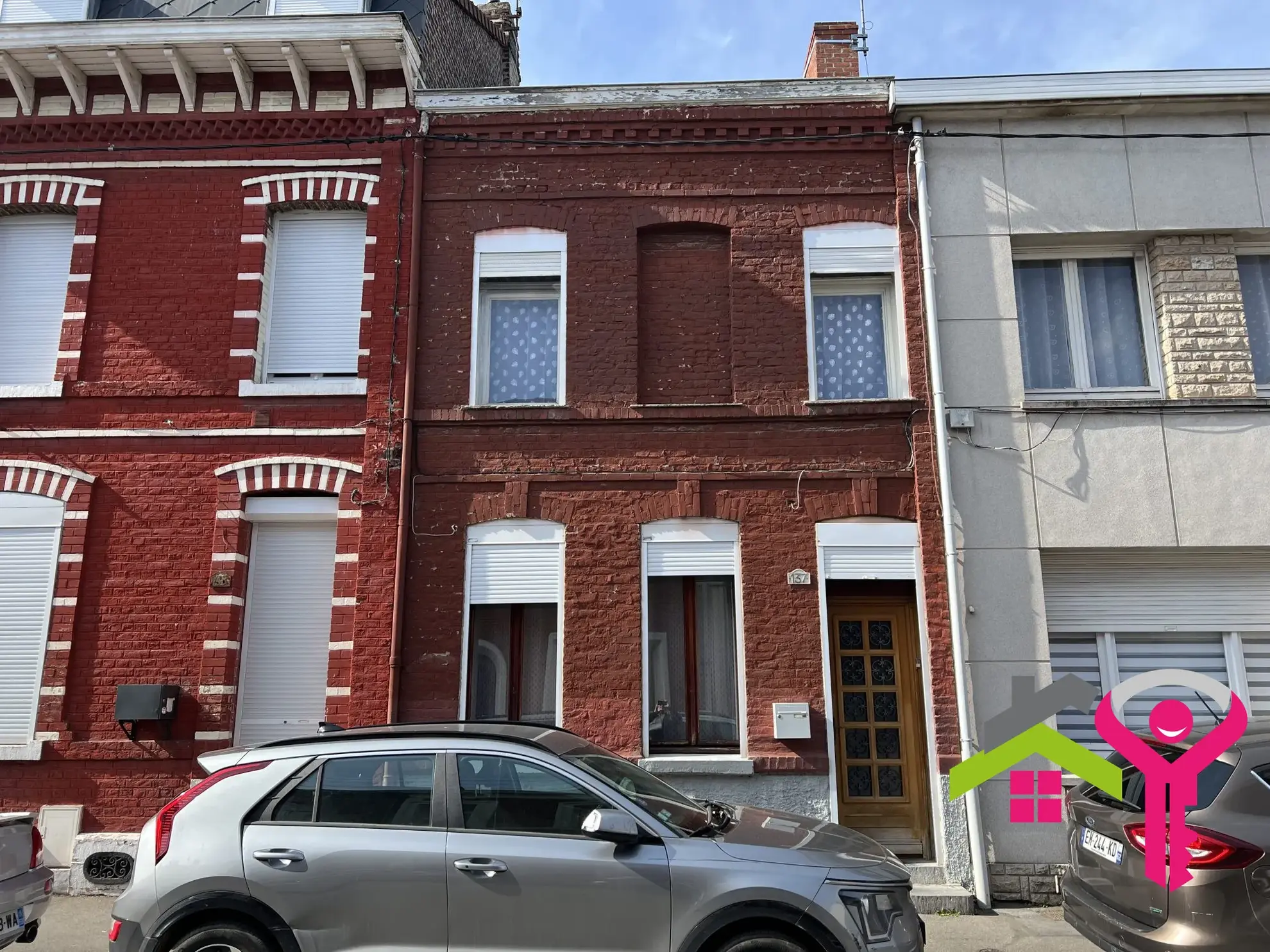 Maison de ville divisable avec jardin et double garage à Denain
