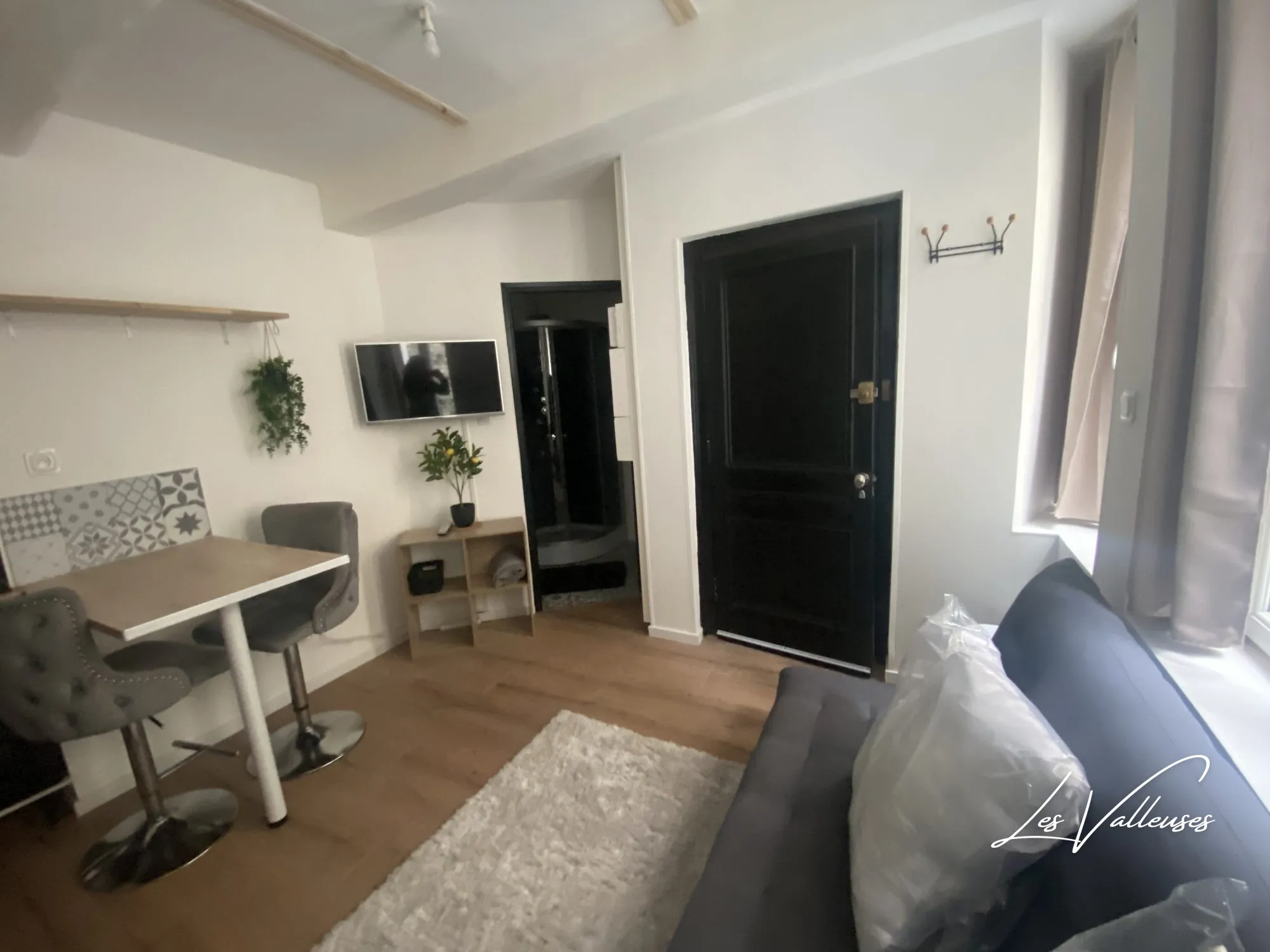 Immeuble de rapport rénové en centre-ville de Dieppe, meublé et idéal pour investissement