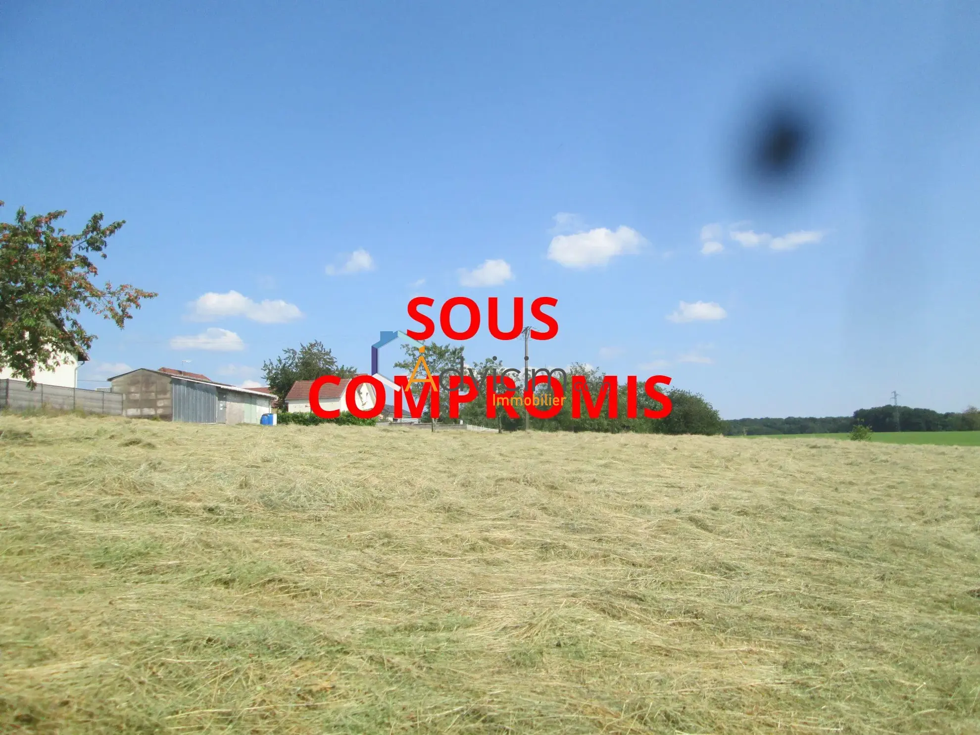 Terrain constructible de 1863 m² à La Bruyère – Cadre paisible et vue campagne