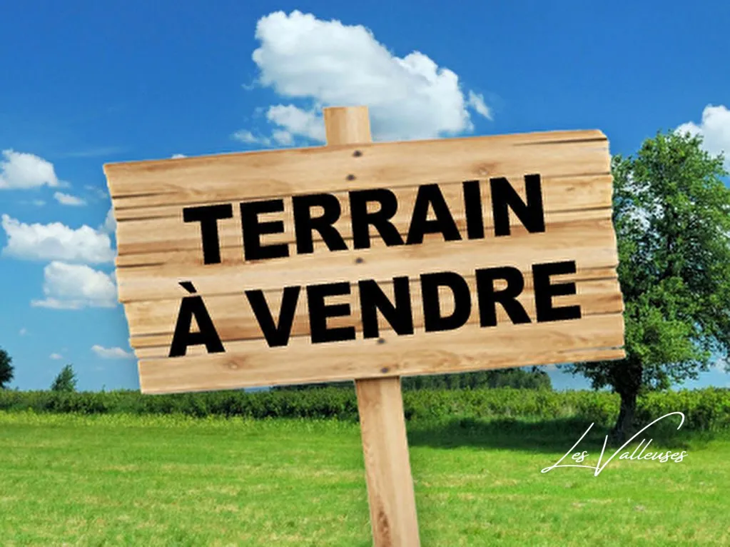 Terrain constructible à vendre à Martin-Église dans un cadre calme près de Dieppe